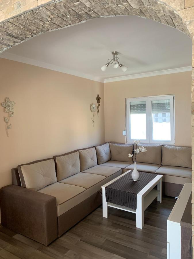 Apartments Neira Near Dubrovnik Ivanica Buitenkant foto